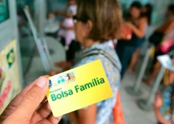 beneficiarias do bolsa familia fazem a atualizacao dos dados do cadunico em um cras de cuiaba mt 1611255684381 v2 900x506