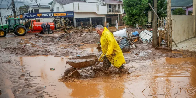 Auxílio reconstrução