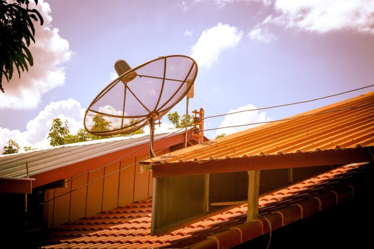 satellite dish 4400000 1280