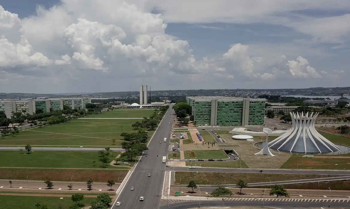 Proposta do 13º do Bolsa Família. Imagem: Agência Brasil