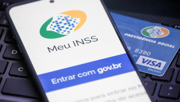 Saiba como solicitar o novo cartão do INSS