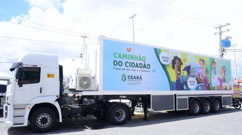 Caminhão do Cidadão oferece serviços gratuitos de documentação. Imagem: Divulgação/Secretaria da Proteção Social (SPS)