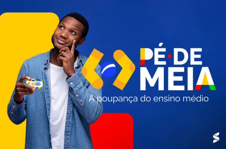 Jovem segurando um cartão do programa Pé-de-Meia, com expressão pensativa e fundo colorido.