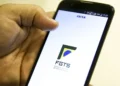 Tela do aplicativo do FGTS mostrando o logo e a opção de saque.