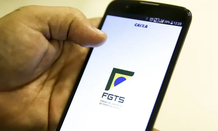 Tela do aplicativo do FGTS mostrando o logo e a opção de saque.