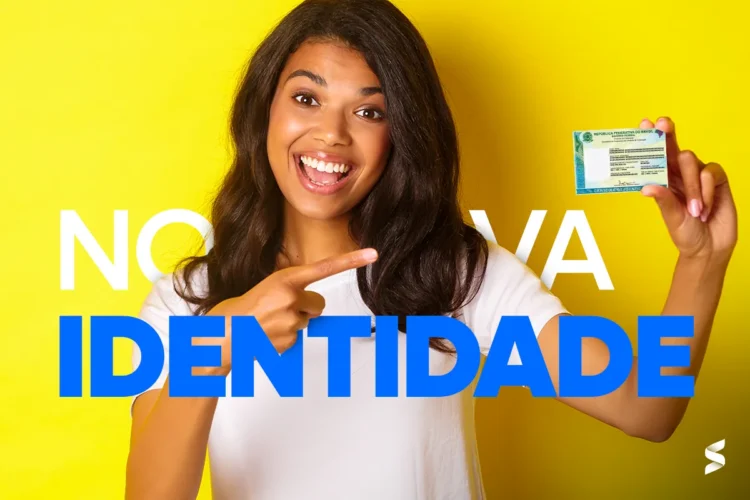 Pessoa sorridente exibindo a nova Carteira de Identidade brasileira, com fundo amarelo e texto em destaque.