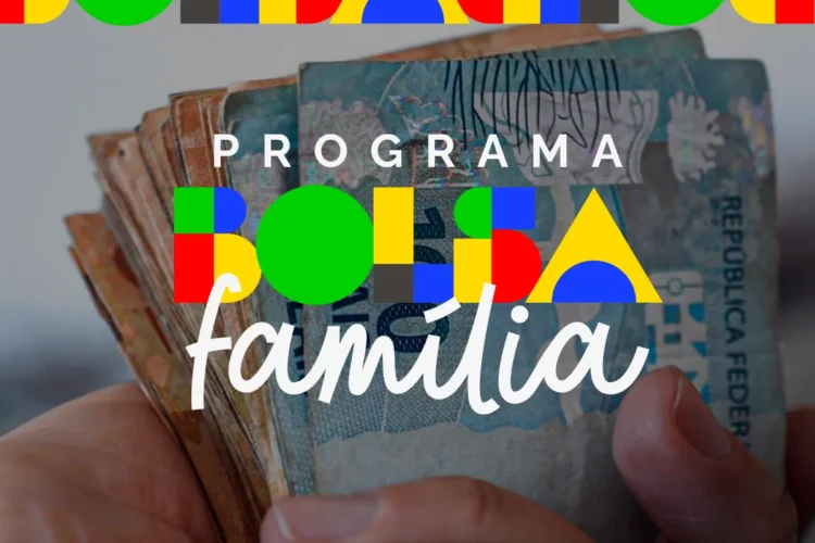Imagem ilustrativa do programa Bolsa Família com destaque para as cédulas de dinheiro