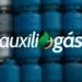 Botijões de gás empilhados com logo do Auxílio Gás ao centro.