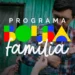 Imagem ilustrativa do programa Bolsa Família, com figuras geométricas coloridas e uma família sendo atendida.