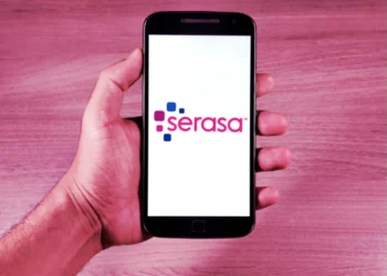 Como quitar dívidas e limpar o nome na Serasa pelo celular