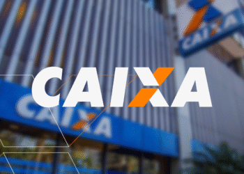 Fachada da Caixa Econômica Federal, representando opções de empréstimo com garantia de imóvel.