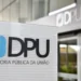 Fachada da Defensoria Pública da União com placa institucional em destaque