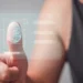 Leitor biométrico digital usado para acesso a benefícios sociais