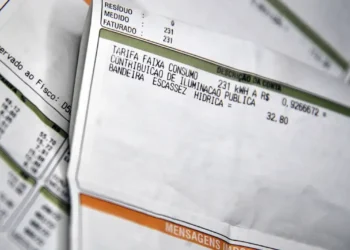 Exemplo de fatura de energia com opção de empréstimo