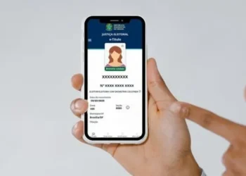 Imagem mostrando um e-Título digital, com informações de identificação eleitoral.
