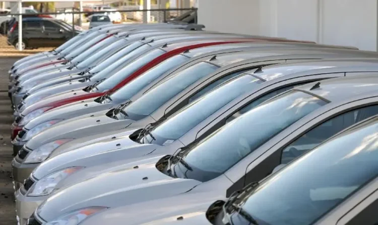 Alinhamento de carros prontos para a lista do IPI zero