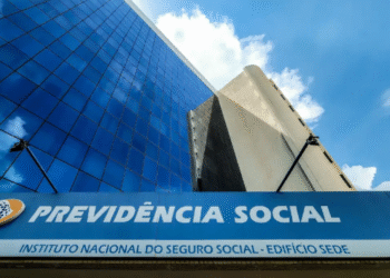 Edifício do INSS com a logo e nome 'Previdência Social
