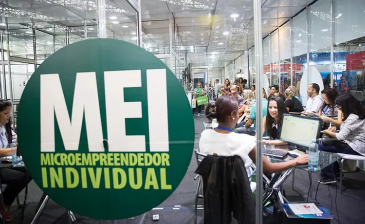 Atendimento para Microempreendedor Individual (MEI) em evento