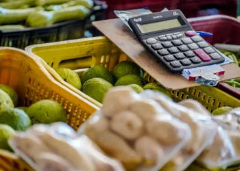 Redução nos preços de alimentos é registrada em feiras e mercados