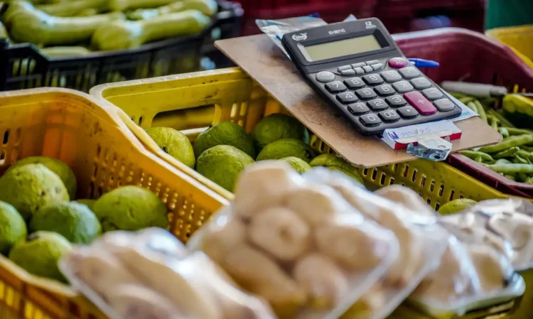 Redução nos preços de alimentos é registrada em feiras e mercados