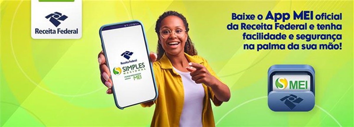 Imagem de uma pessoa segurando o celular com o app da Receita Federal, simbolizando o processo de emissão do certificado MEI.