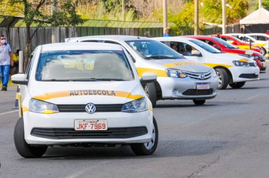 Uber quer ajudar você a tirar a CNH sem autoescola