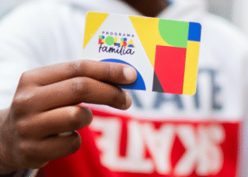 Cartão do Programa Bolsa Família, comunicado para beneficiários com NIS final 6, 7, 8, 9 e 0.