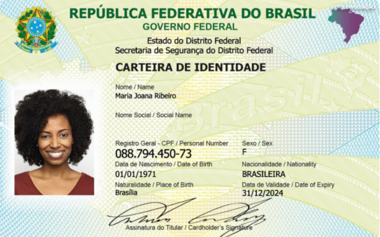 Carteira de Identidade Nacional de Maria Joana Ribeiro, mulher com acesso prioritário.