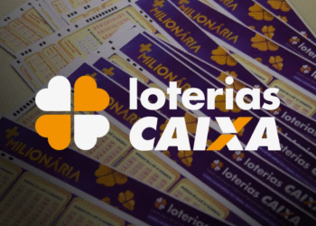Volantes das Loterias Caixa com destaque para o logo da Caixa Econômica Federal.