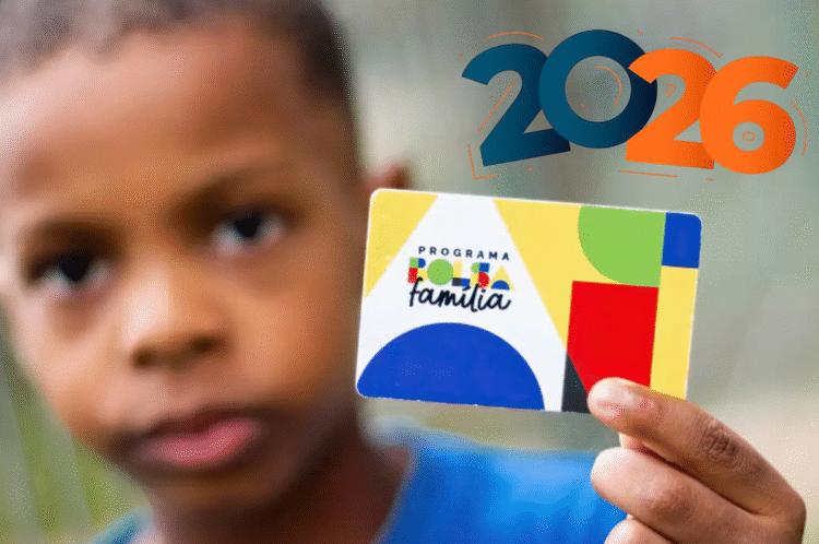 Sua família pode receber Bolsa Família em 2026? Confira o valor permitido 1 Criança segurando um cartão do programa Bolsa Família, com o número 2026 destacado na imagem.