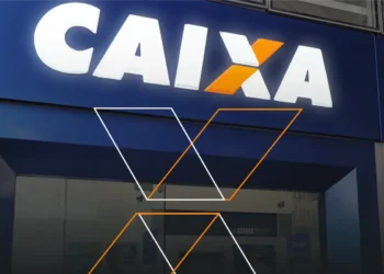 Logo da Caixa Econômica Federal, destacando a fachada da agência e seu design moderno.